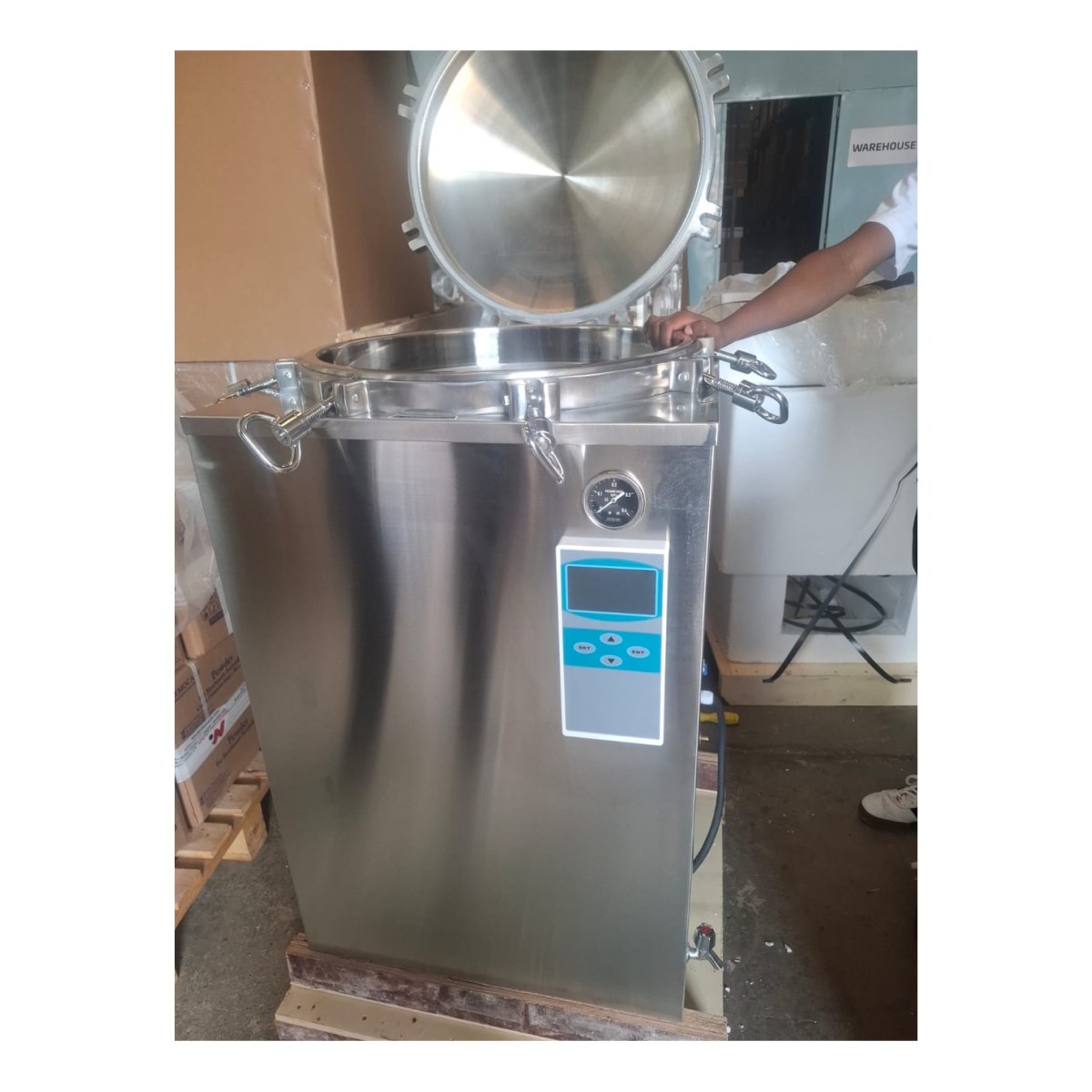 Electric Autoclave 100 Litres - additional view