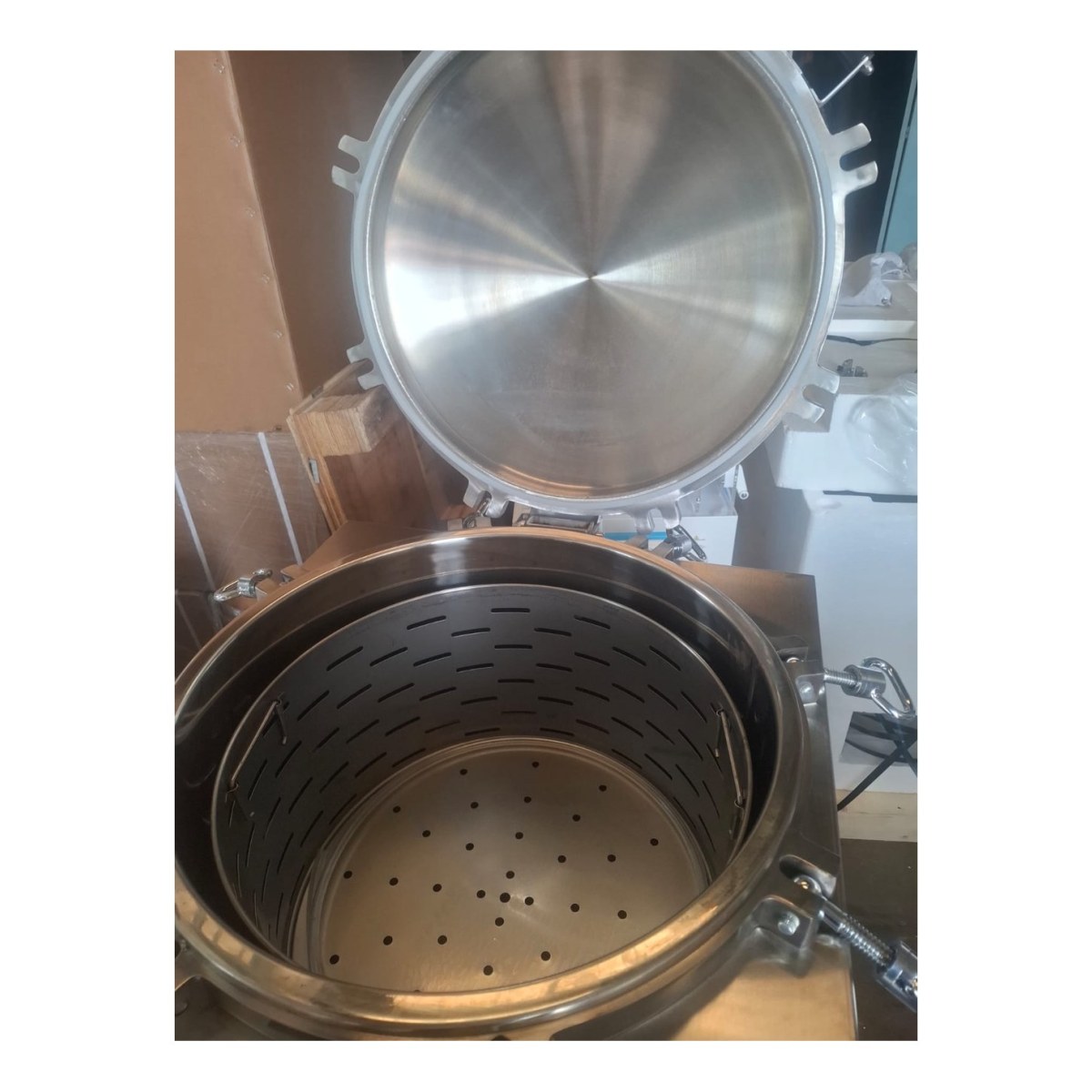 Electric Autoclave 100 Litres - additional view