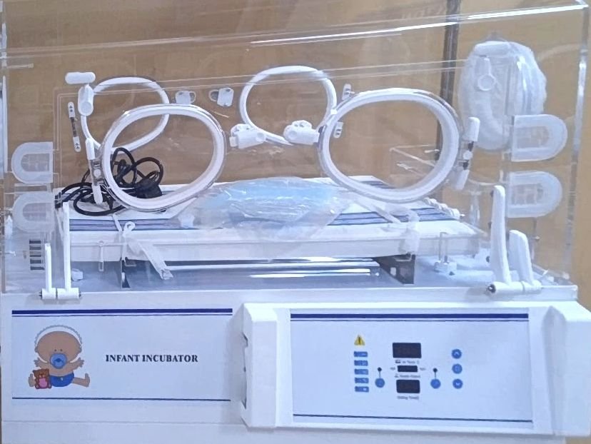 Infant Incubator with 2 Hand Ports – supplied in Nairobi